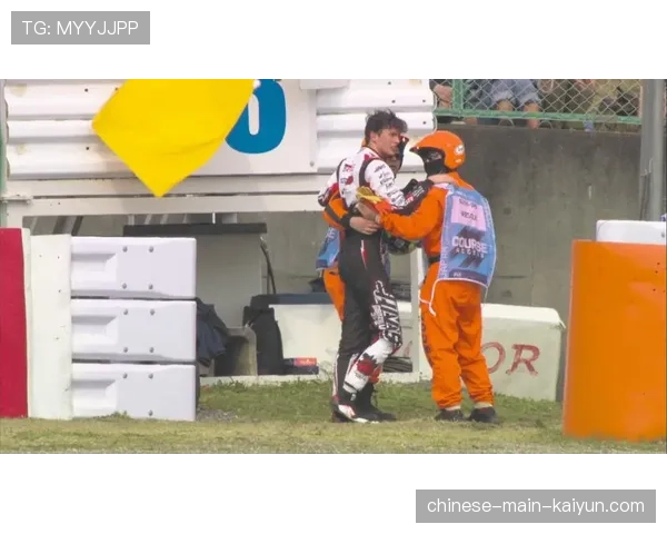 F1日本大奖赛安东内利19岁216天成最年轻连胜车手与积分领跑者